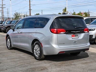 2026 Chrysler Voyager VOYAGER LX