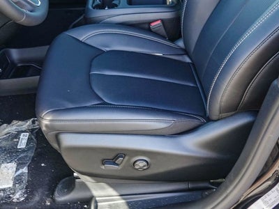 2026 Chrysler Voyager VOYAGER LX