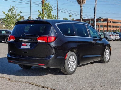 2026 Chrysler Voyager VOYAGER LX