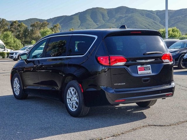 2026 Chrysler Voyager VOYAGER LX