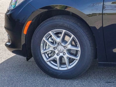 2026 Chrysler Voyager VOYAGER LX