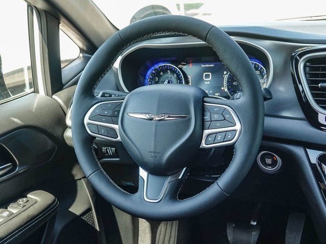 2026 Chrysler Voyager VOYAGER LX