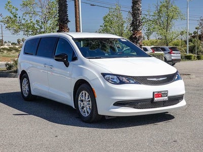 2026 Chrysler Voyager VOYAGER LX