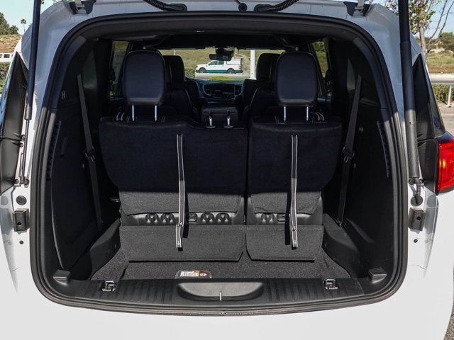 2026 Chrysler Voyager VOYAGER LX