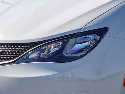 2026 Chrysler Voyager VOYAGER LX