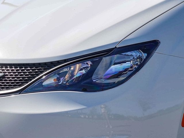 2026 Chrysler Voyager VOYAGER LX