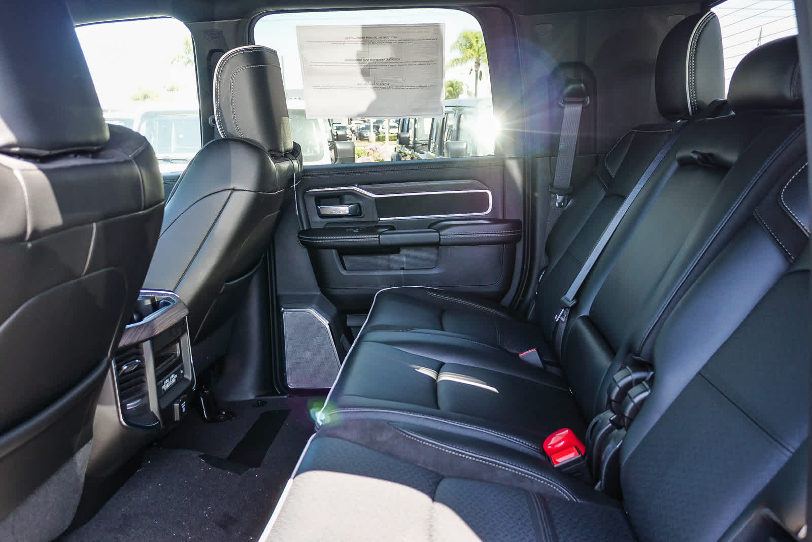 2026 RAM 2500 RAM 2500 LARAMIE MEGA CAB 4X4 6'4' BOX