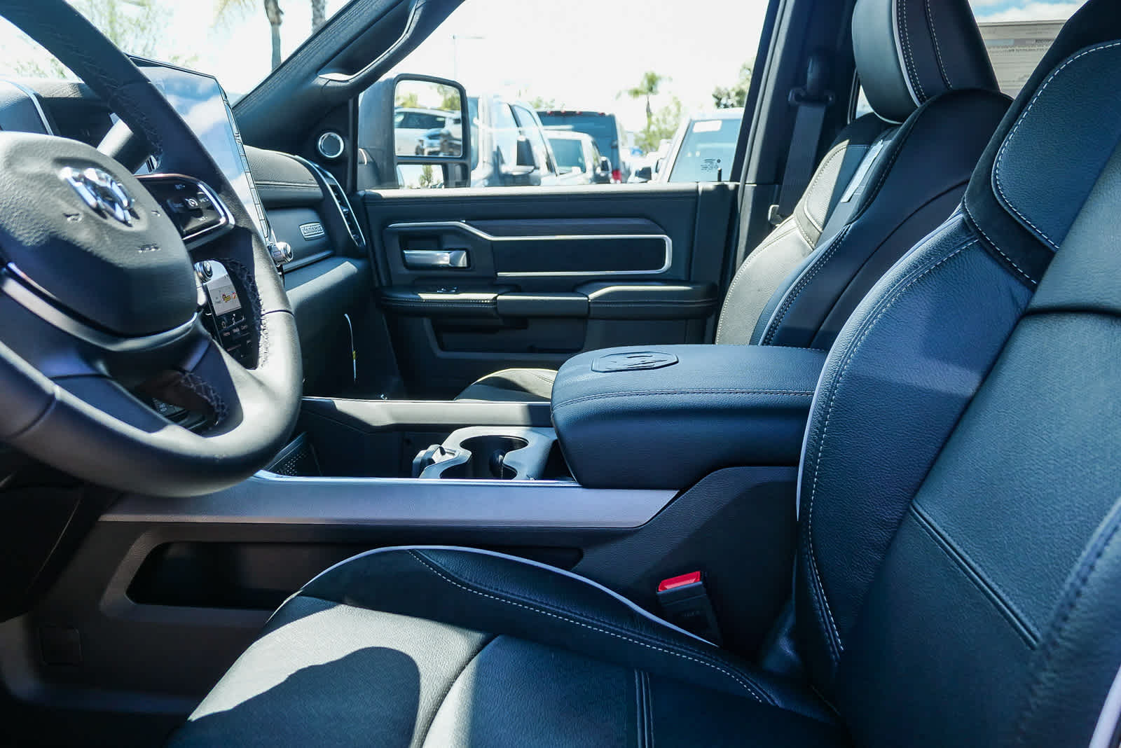 2026 RAM 2500 RAM 2500 LARAMIE MEGA CAB 4X4 6'4' BOX