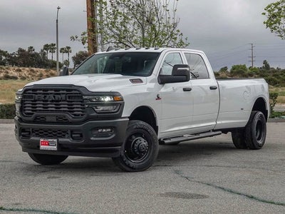 2026 RAM 3500 RAM 3500 TRADESMAN CREW CAB 4X4 8' BOX