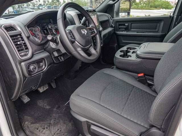 2026 RAM 3500 RAM 3500 TRADESMAN CREW CAB 4X4 8' BOX