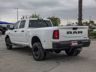 2026 RAM 3500 RAM 3500 TRADESMAN CREW CAB 4X4 8' BOX