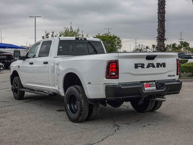 2026 RAM 3500 RAM 3500 TRADESMAN CREW CAB 4X4 8' BOX