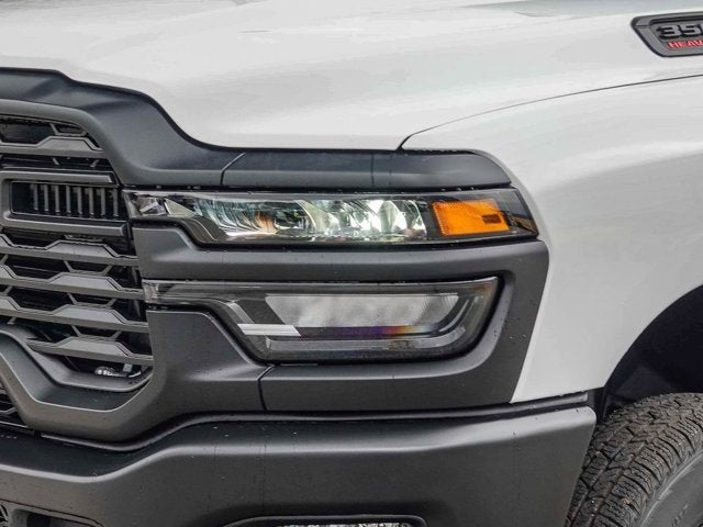 2026 RAM 3500 RAM 3500 TRADESMAN CREW CAB 4X4 8' BOX