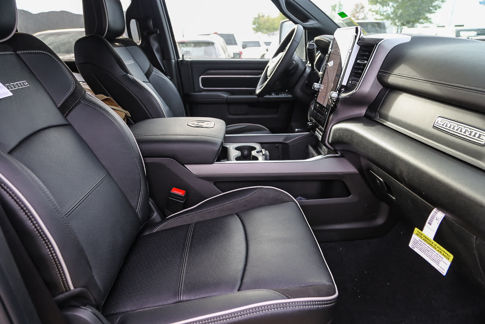 2026 RAM 3500 RAM 3500 LARAMIE CREW CAB 4X4 8' BOX