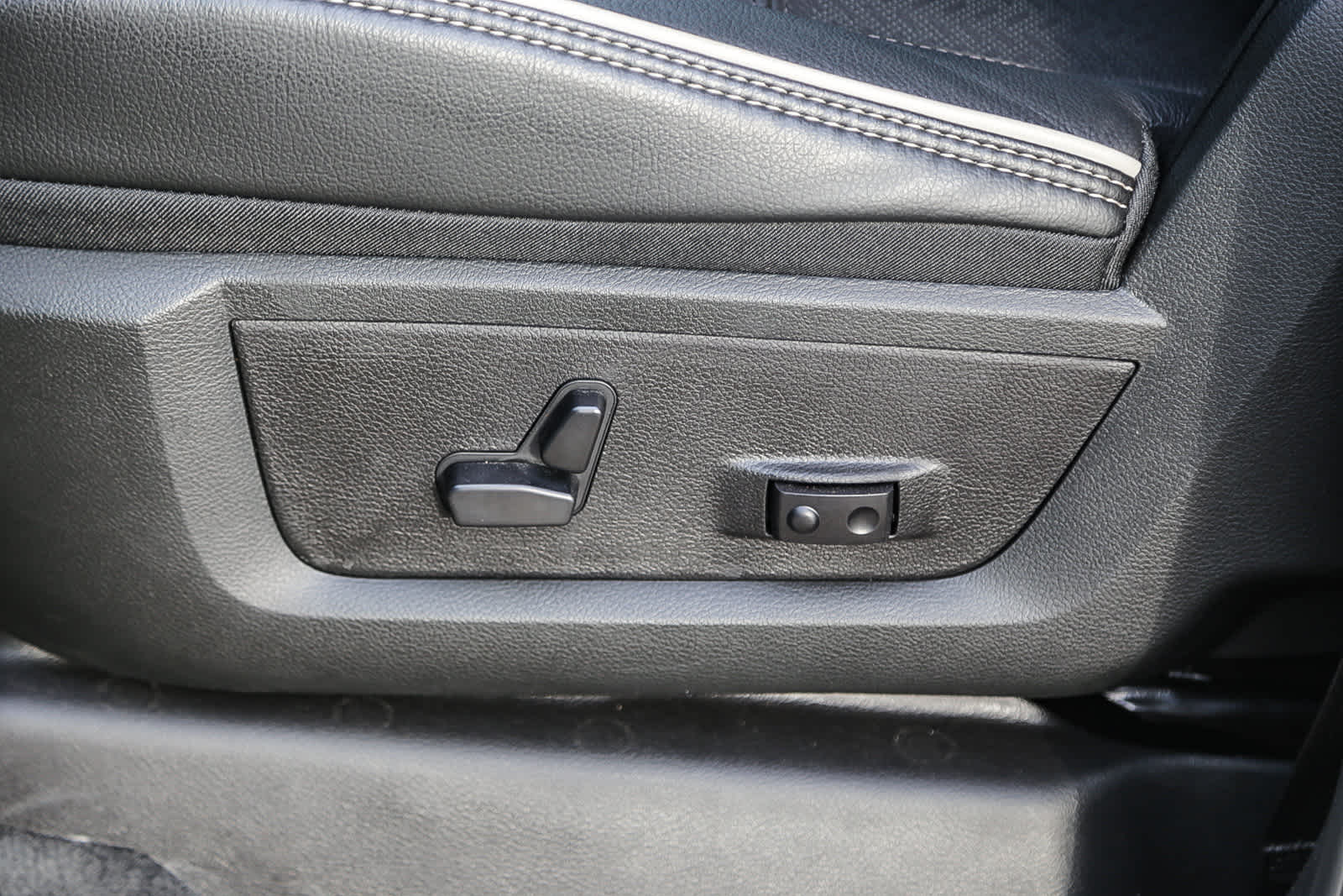 2026 RAM 3500 RAM 3500 LARAMIE CREW CAB 4X4 8' BOX