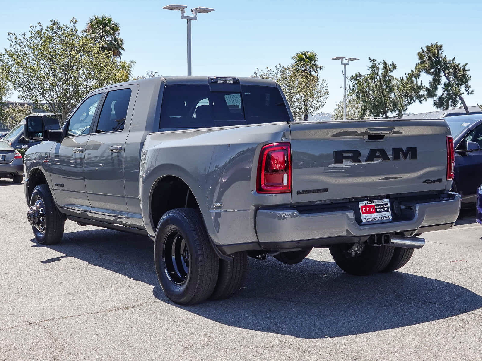 2026 RAM 3500 RAM 3500 LARAMIE MEGA CAB 4X4 6'4' BOX