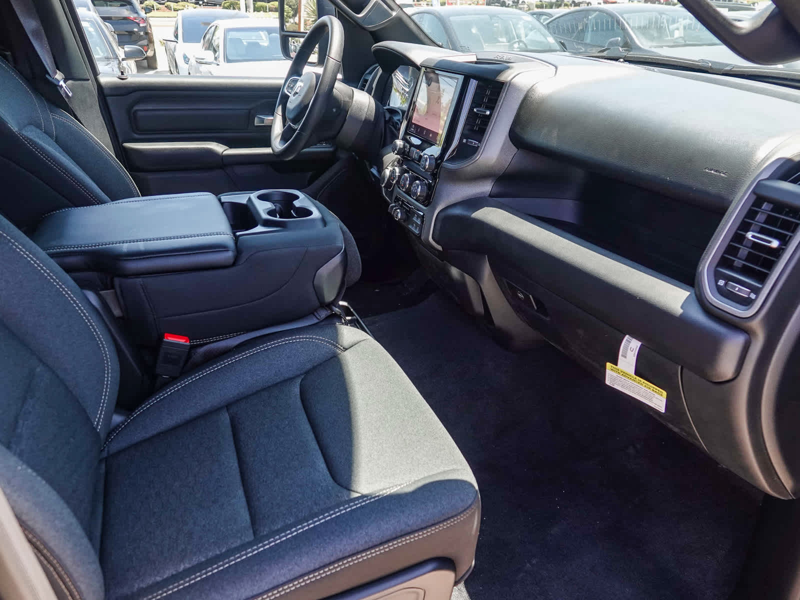 2026 RAM 1500 RAM 1500 EXPRESS CREW CAB 4X4 5'7' BOX