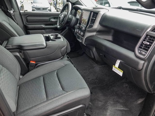 2026 RAM 1500 RAM 1500 EXPRESS CREW CAB 4X4 5'7' BOX