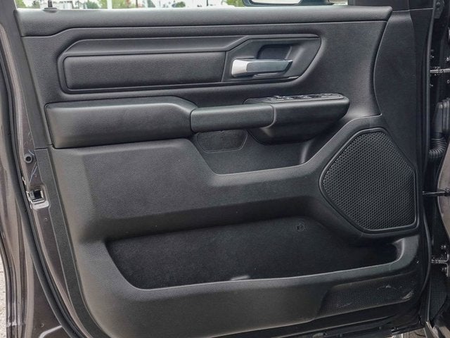 2026 RAM 1500 RAM 1500 EXPRESS CREW CAB 4X4 5'7' BOX