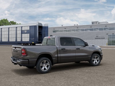 2026 RAM 1500 RAM 1500 EXPRESS CREW CAB 4X4 5'7' BOX