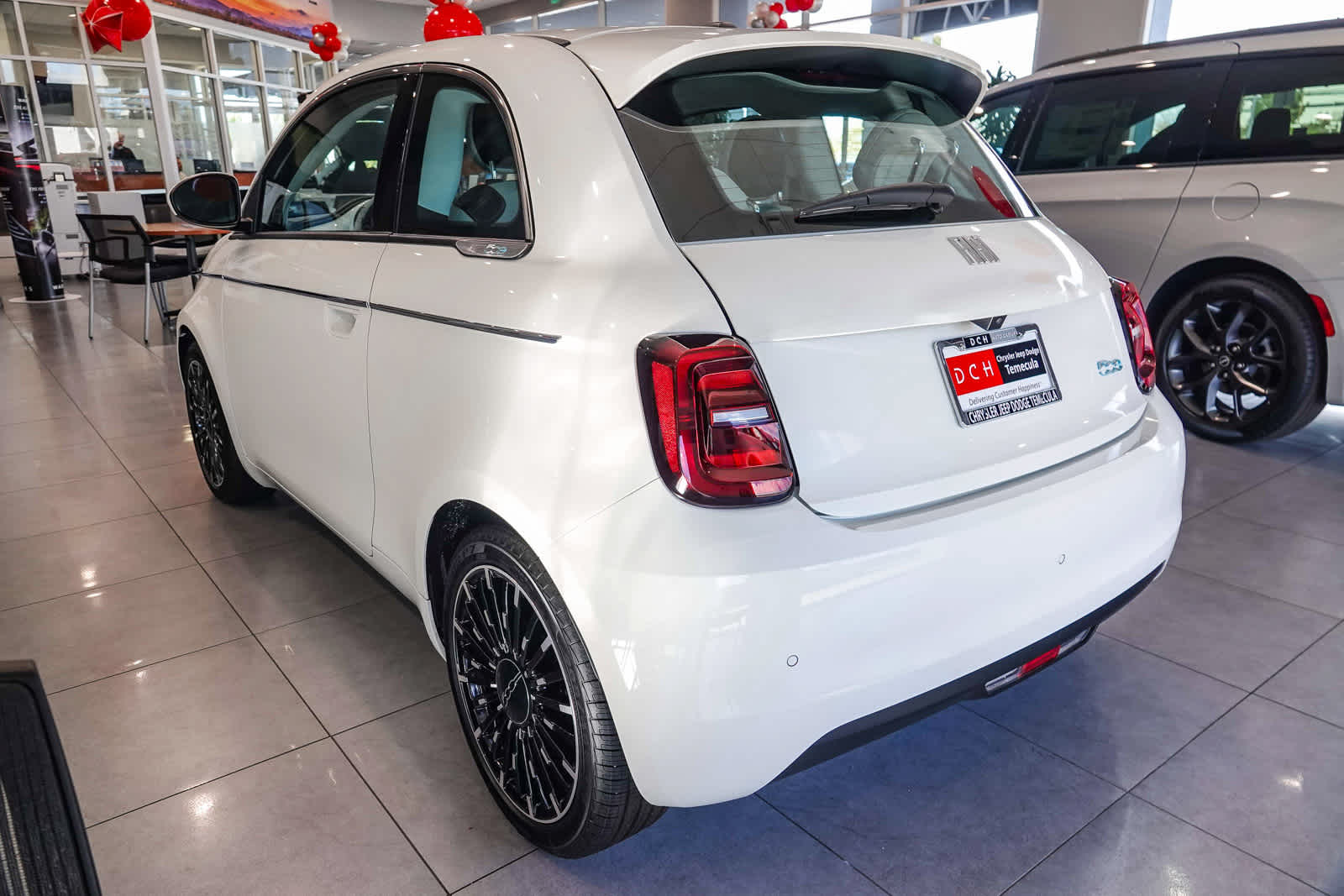 2025 FIAT 500e 500e ICONA
