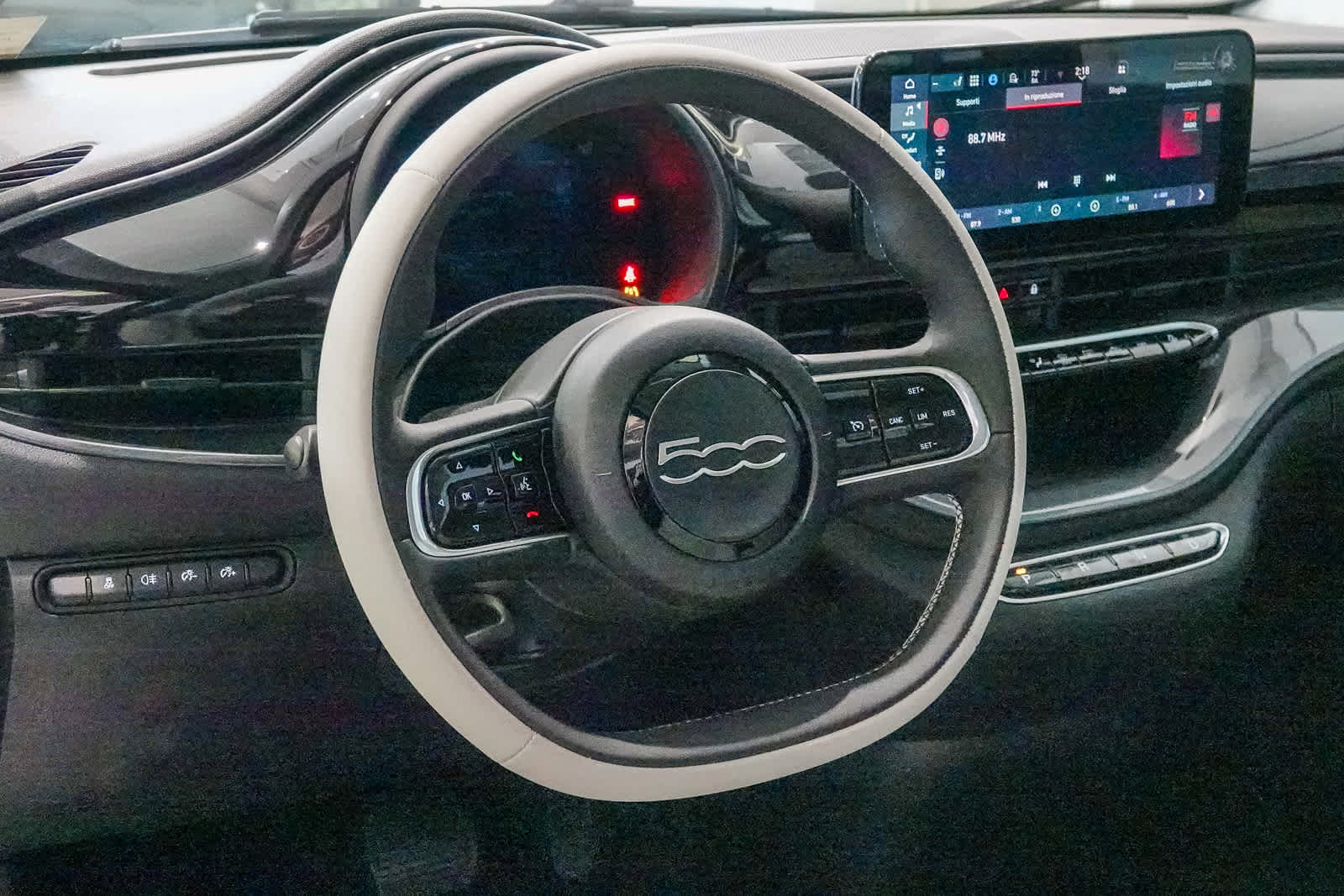 2025 FIAT 500e 500e ICONA