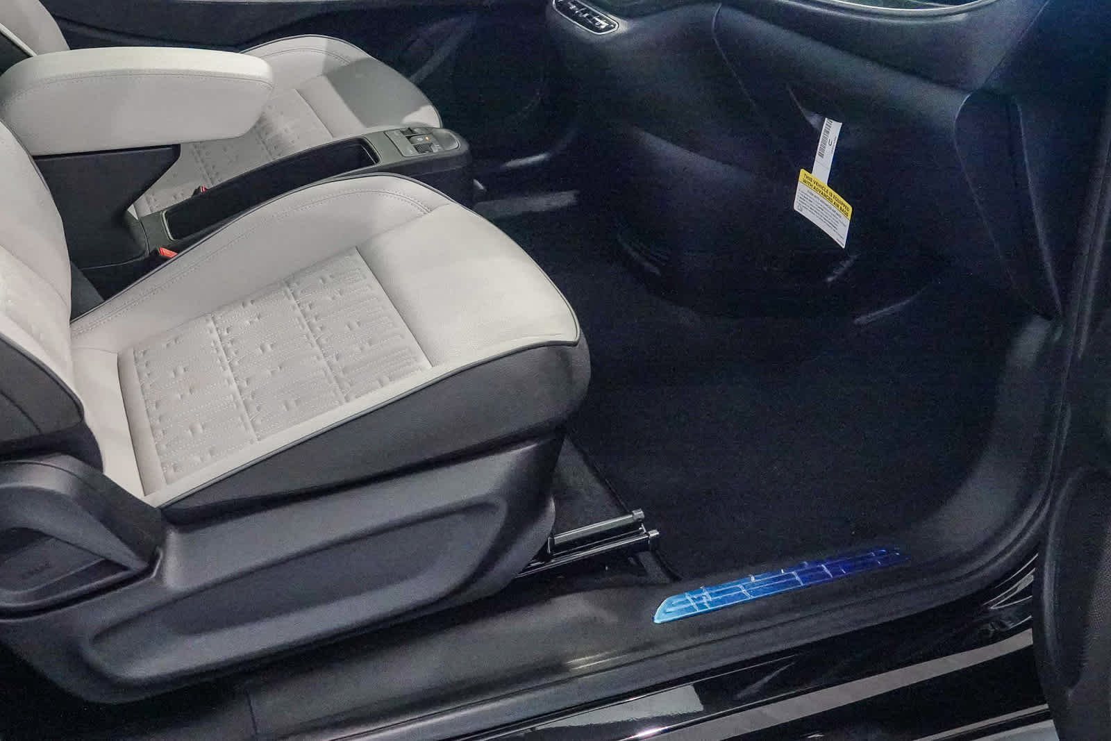 2025 FIAT 500e 500e ICONA