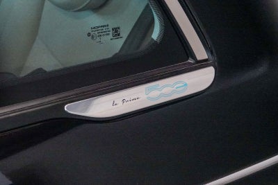 2025 FIAT 500e 500e ICONA