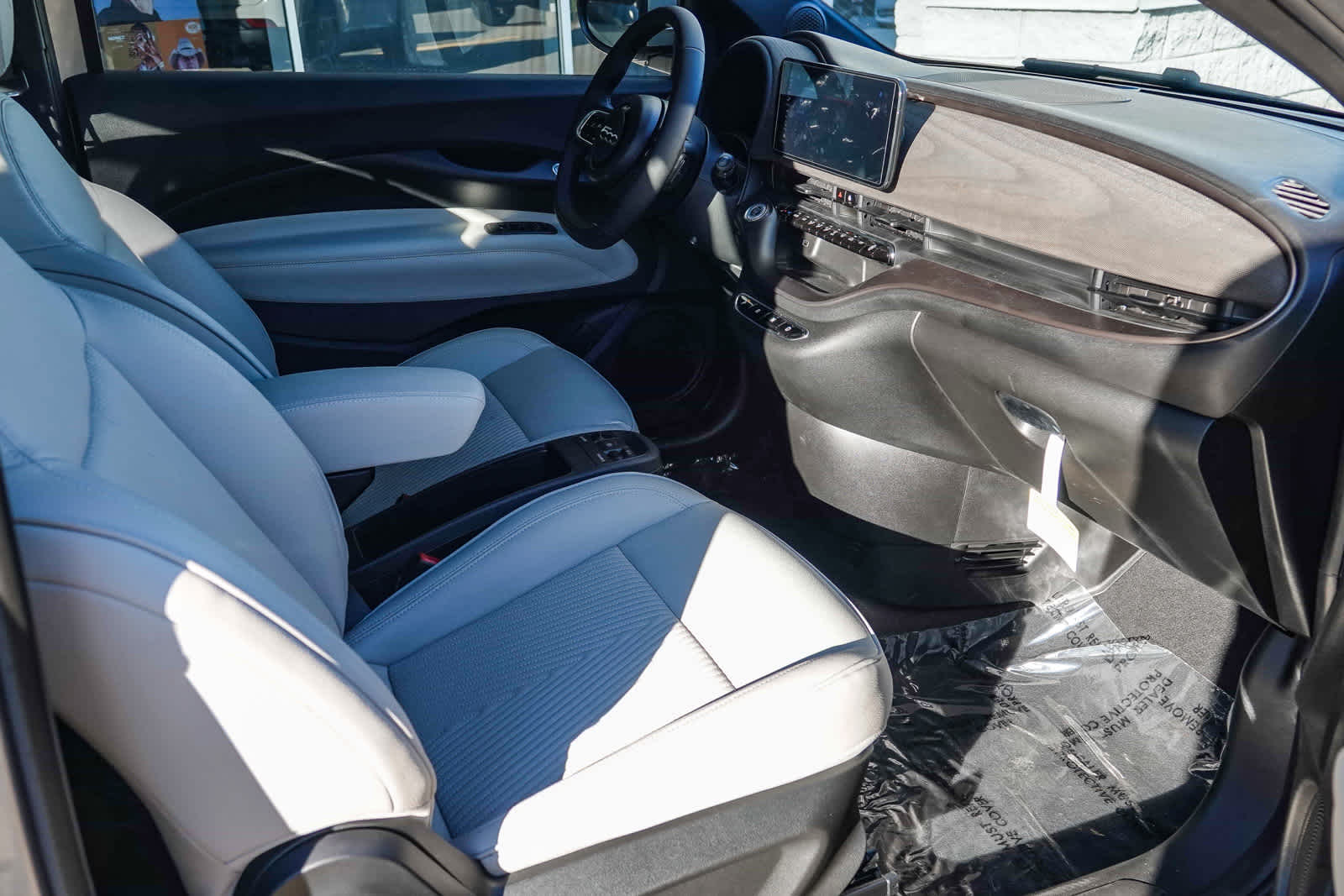 2025 FIAT 500e GIORGIO ARMANI Collector's Edition