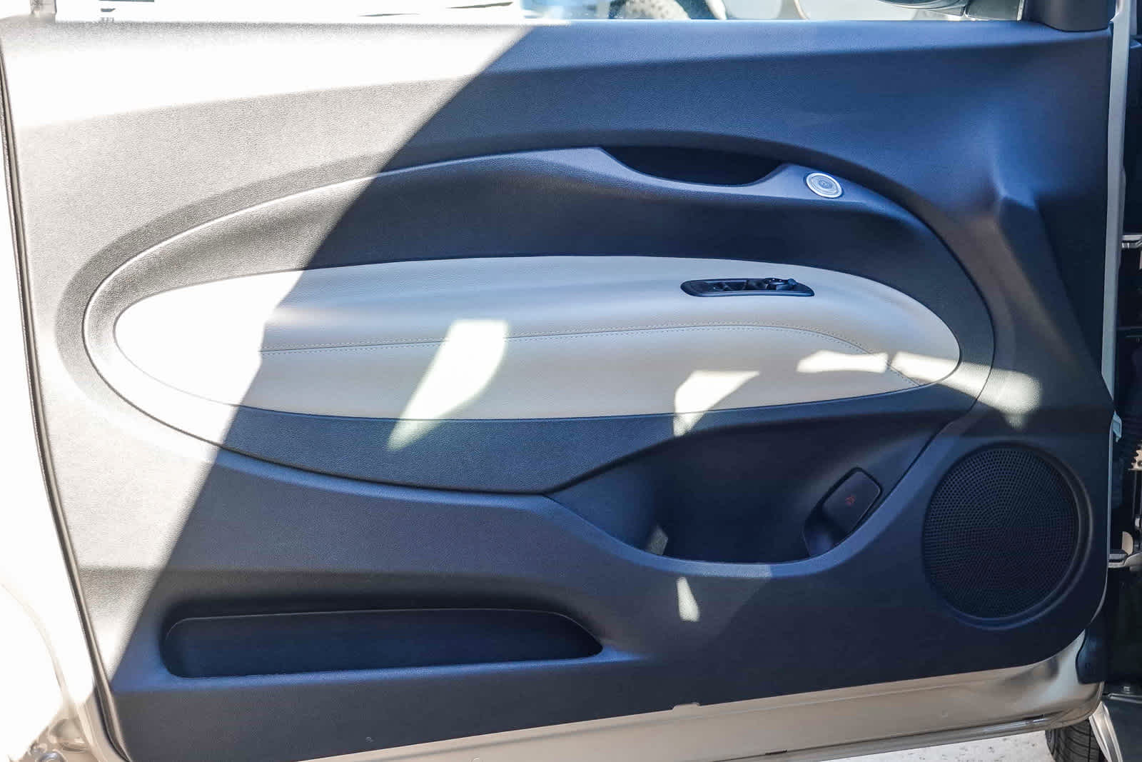 2025 FIAT 500e GIORGIO ARMANI Collector's Edition