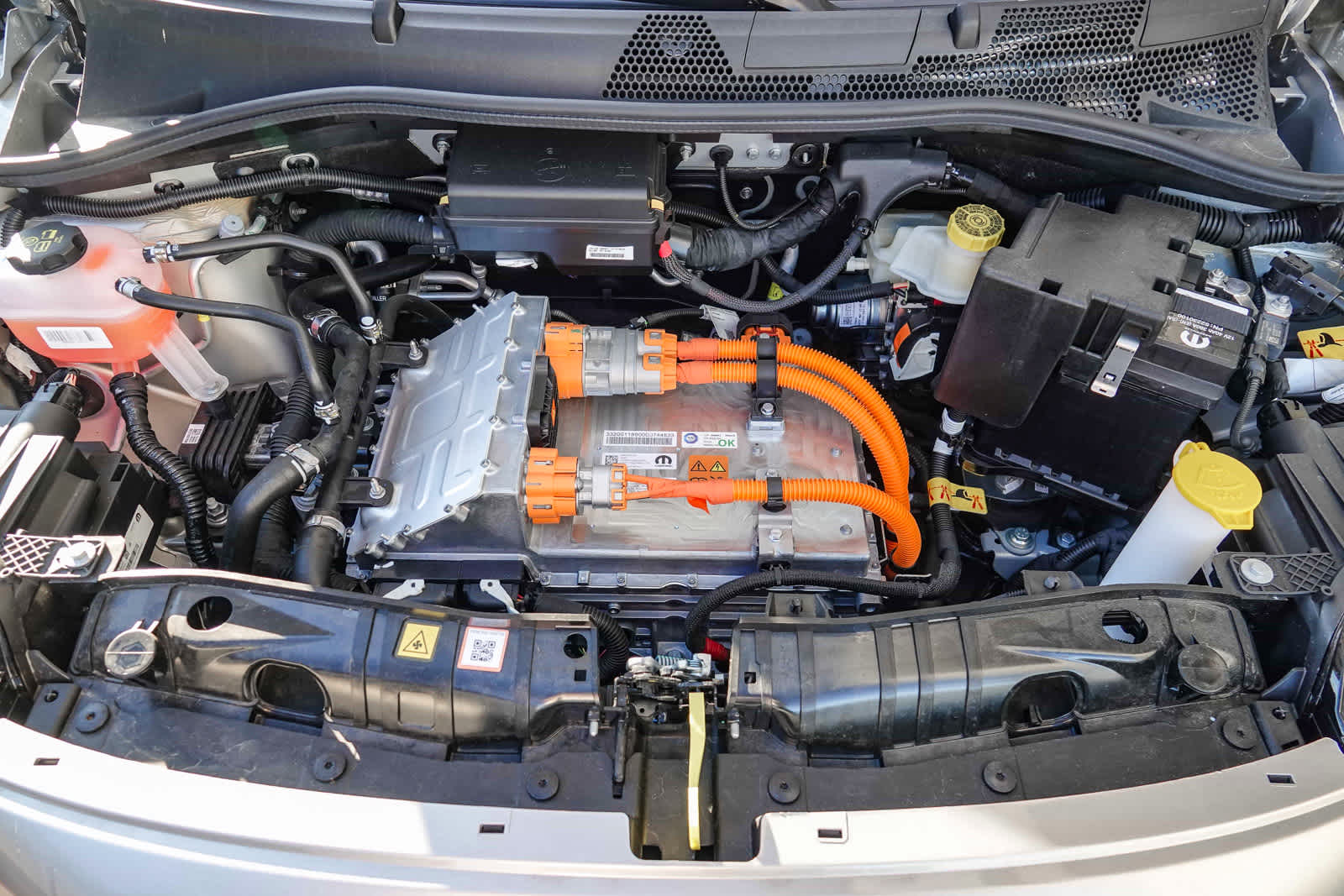 2025 FIAT 500e GIORGIO ARMANI Collector's Edition